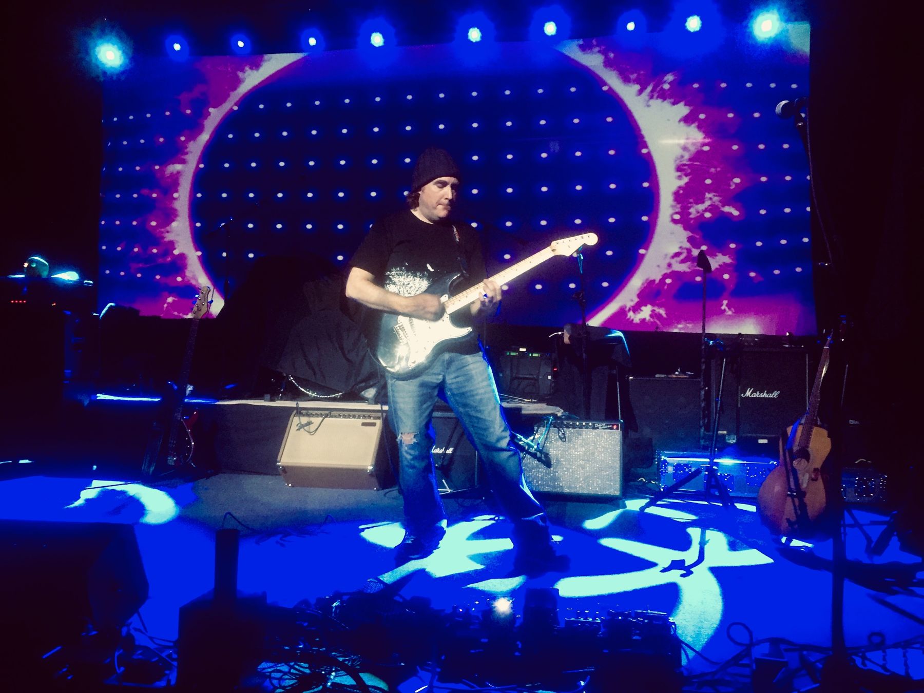 Eclipse backdrop, blue set